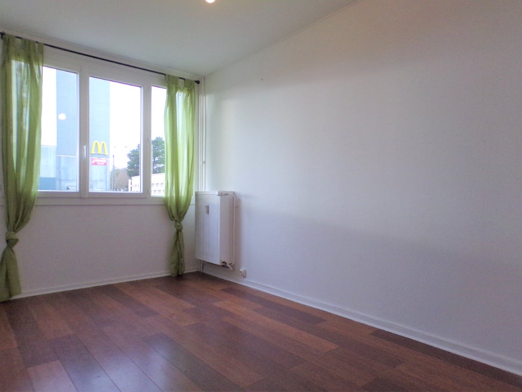 Flat Boulevard Saint-Jean-Baptiste de la Salle in Rennes