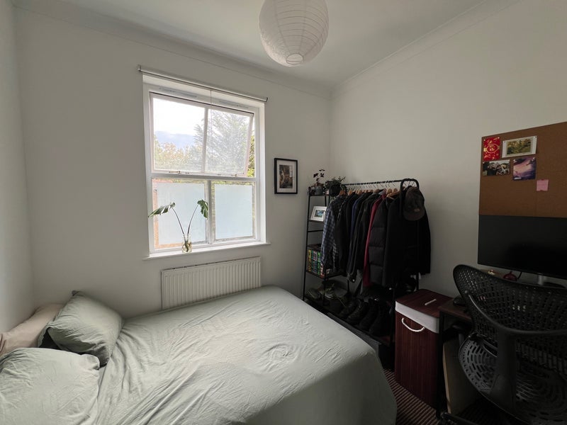 Room Horton Road in Greater London
