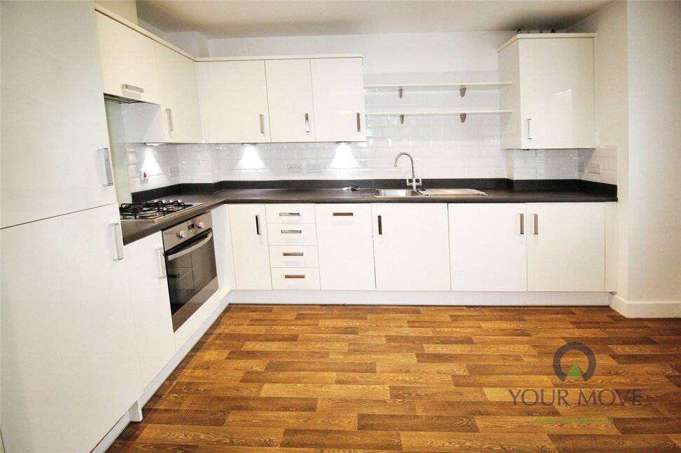 Flat Kensington Way in Wealden