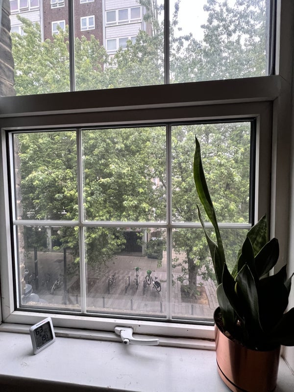 Room Garrett Street in Greater London