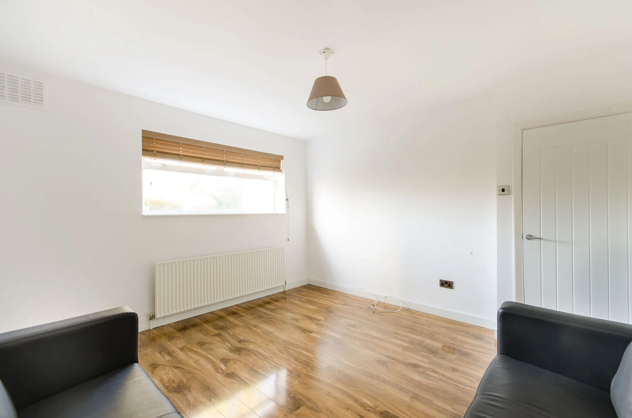 Flat Rosemont Road in London