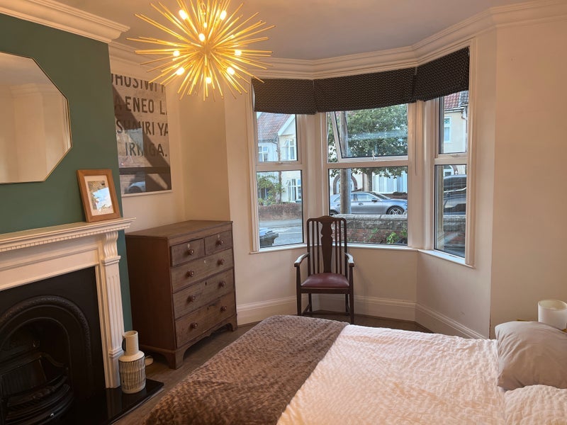 Room Sylvia Avenue in Bristol