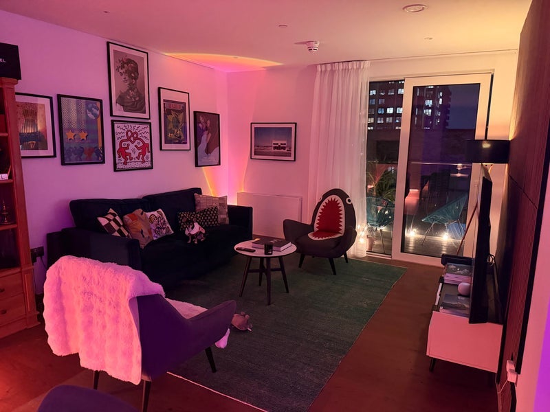 Room Ash Avenue in Greater London