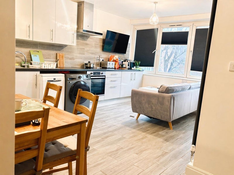 Room Porlock Way in Greater London