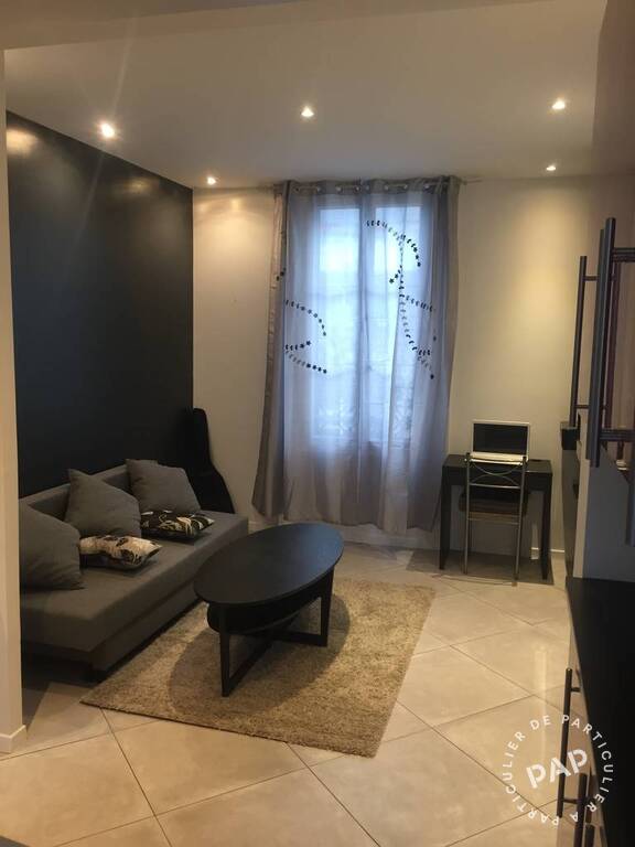 Chambre Rue de Suresnes à Garches