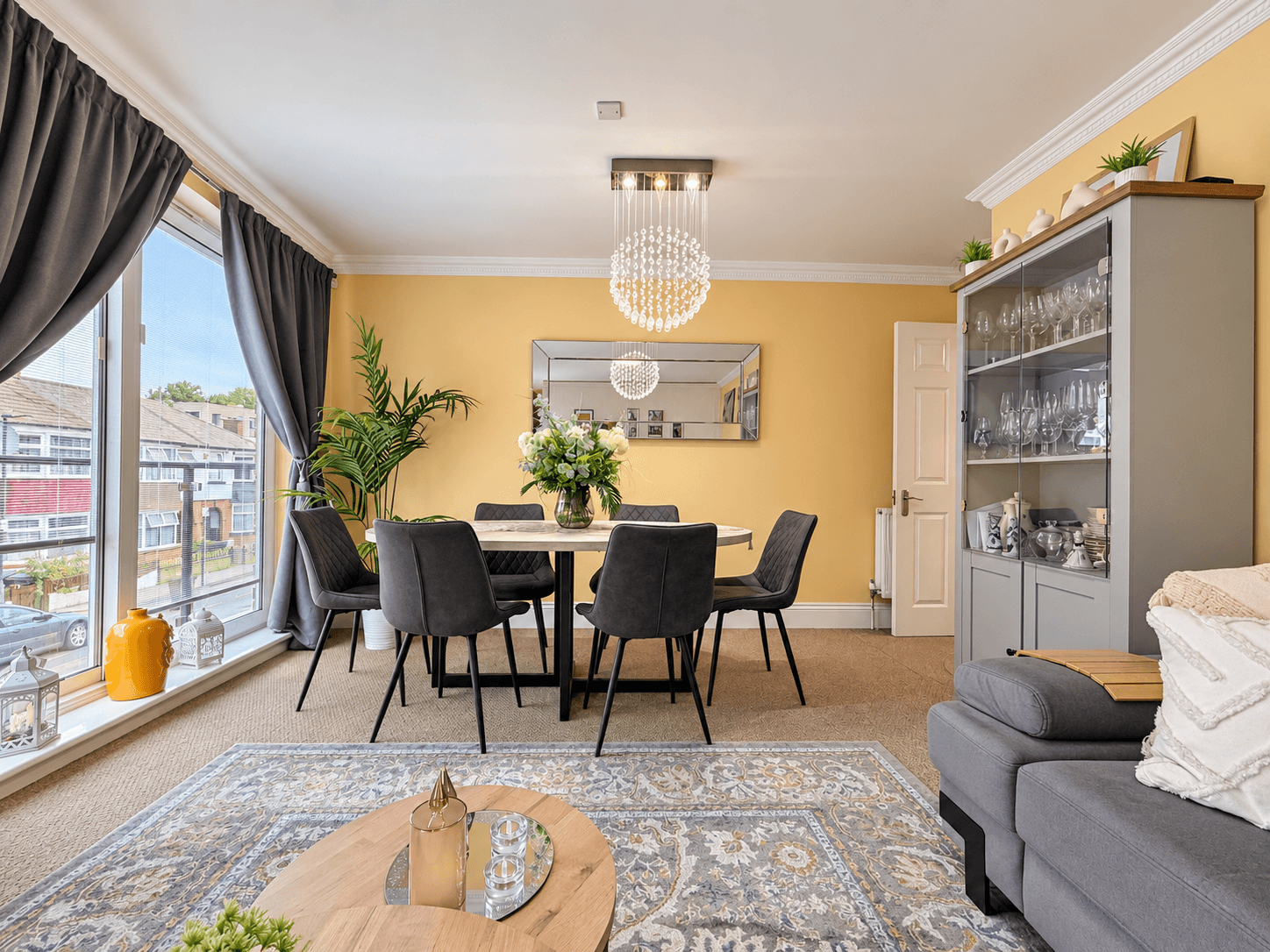Flat Beechfield Road in Greater London