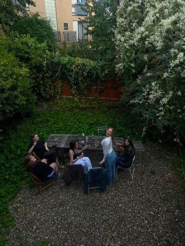 Room Isabella Road in Greater London