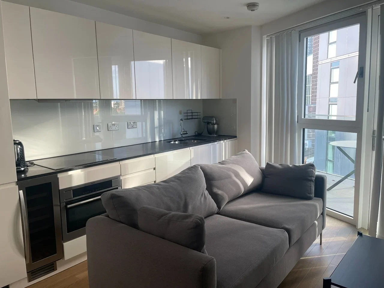 Flat Wandsworth Road in Greater London