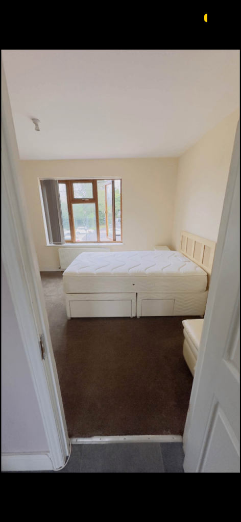 Flat Great Cambridge Road in Broxbourne