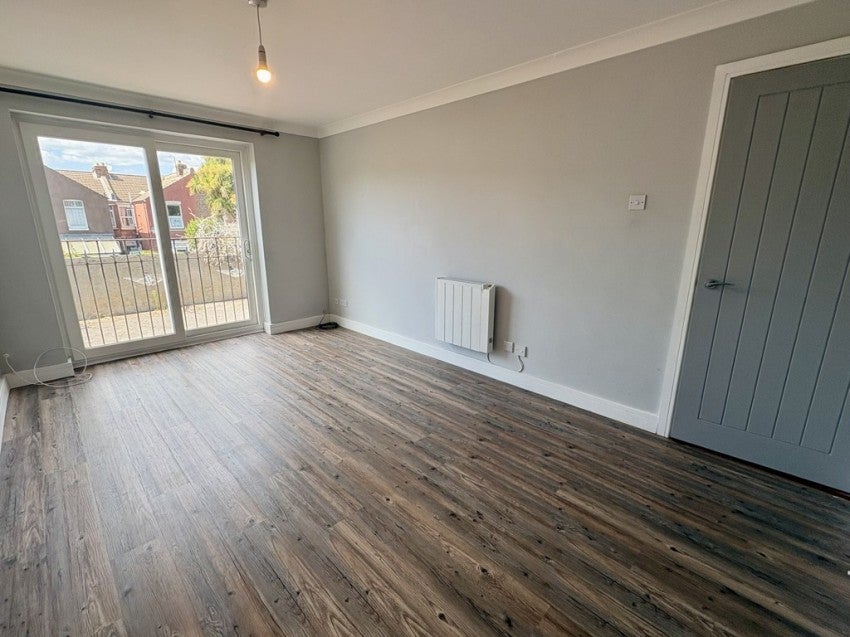 Flat Apsley Road in Portsmouth