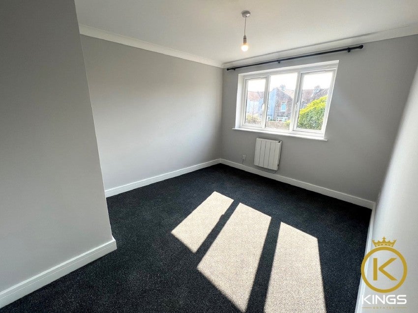 Flat Apsley Road in Portsmouth