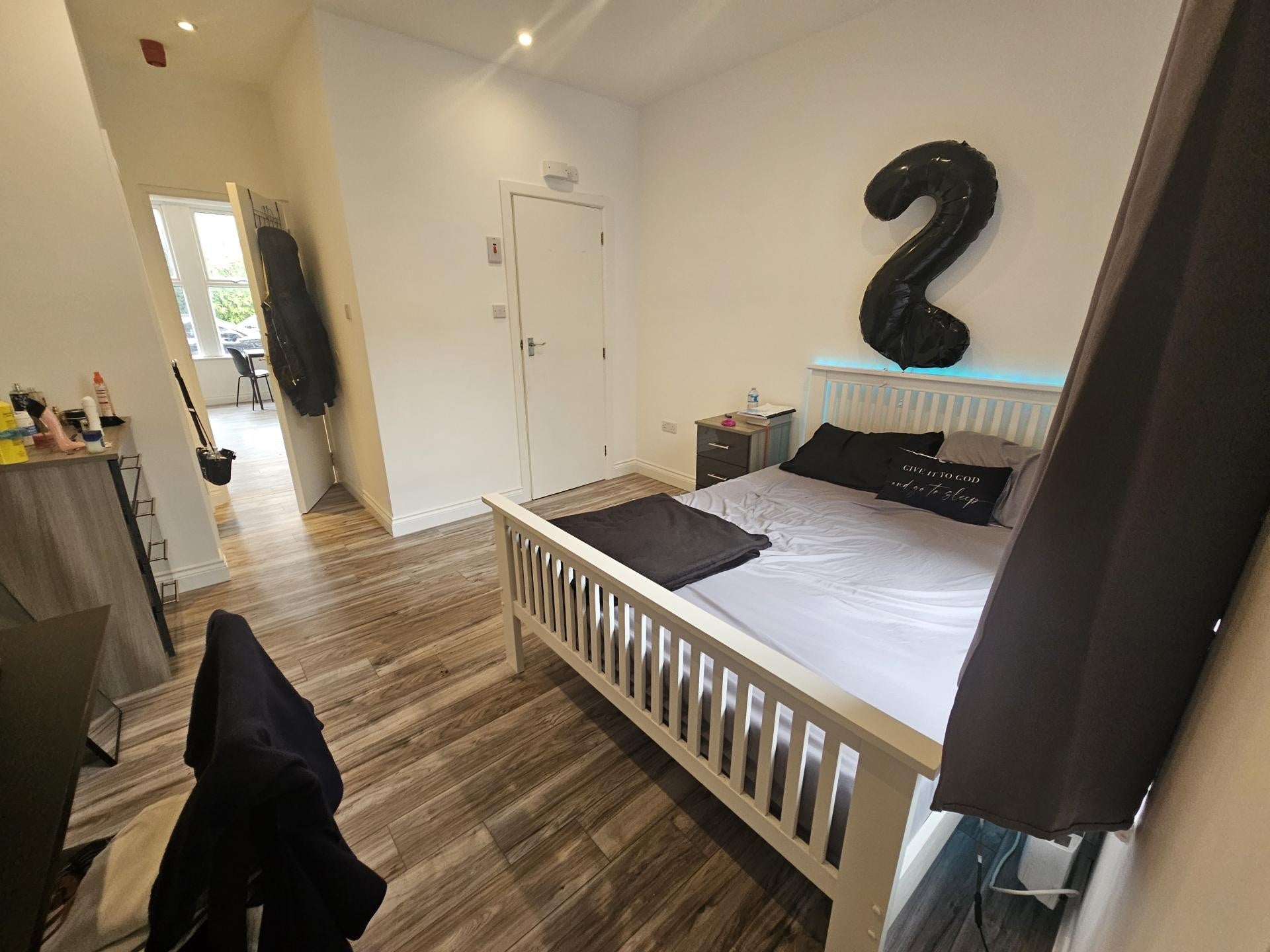 House Estcourt Terrace in Leeds