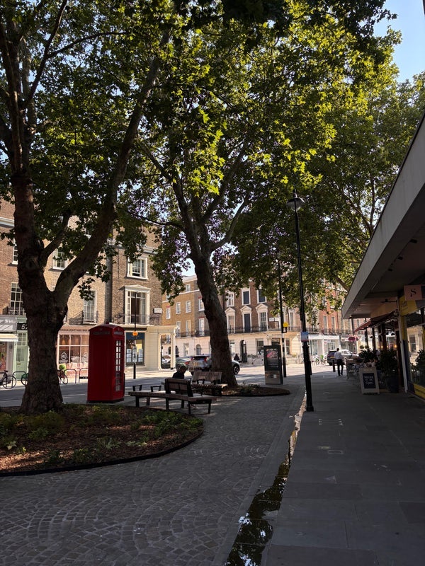 Room Park West Place in City of Westminster