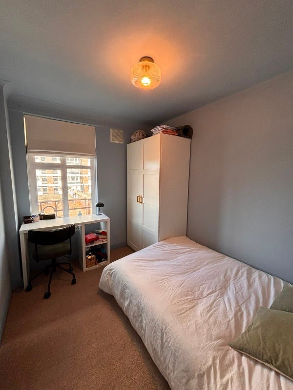 Room Park West Place in City of Westminster