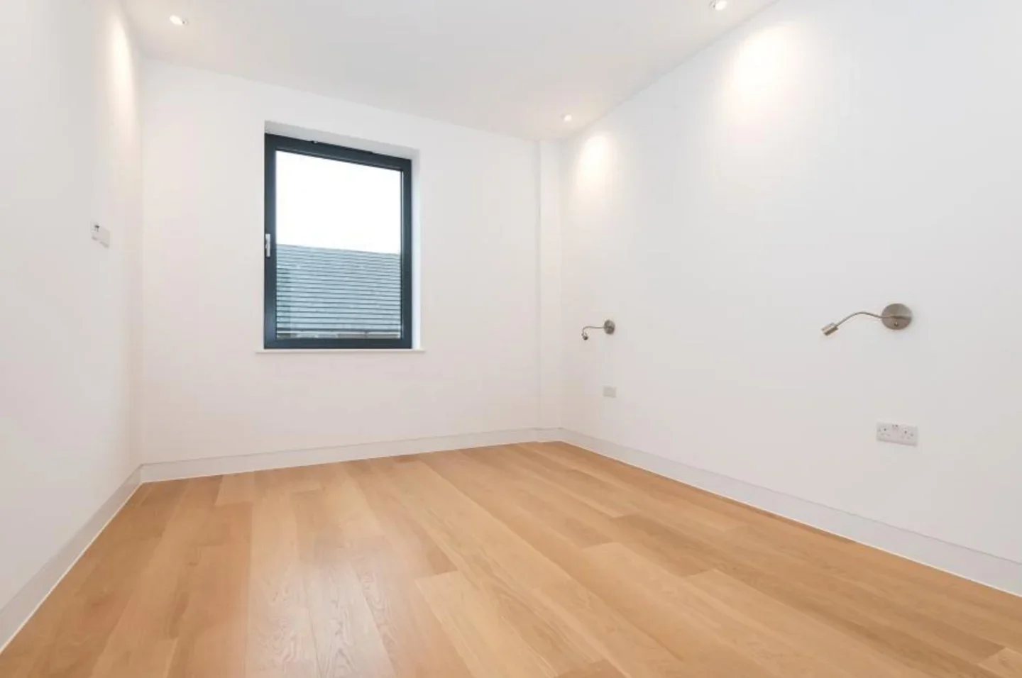 Flat Belmont Terrace in Greater London