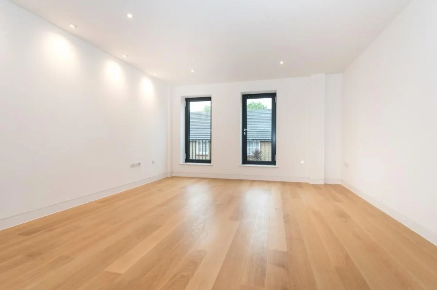 Flat Belmont Terrace in Greater London