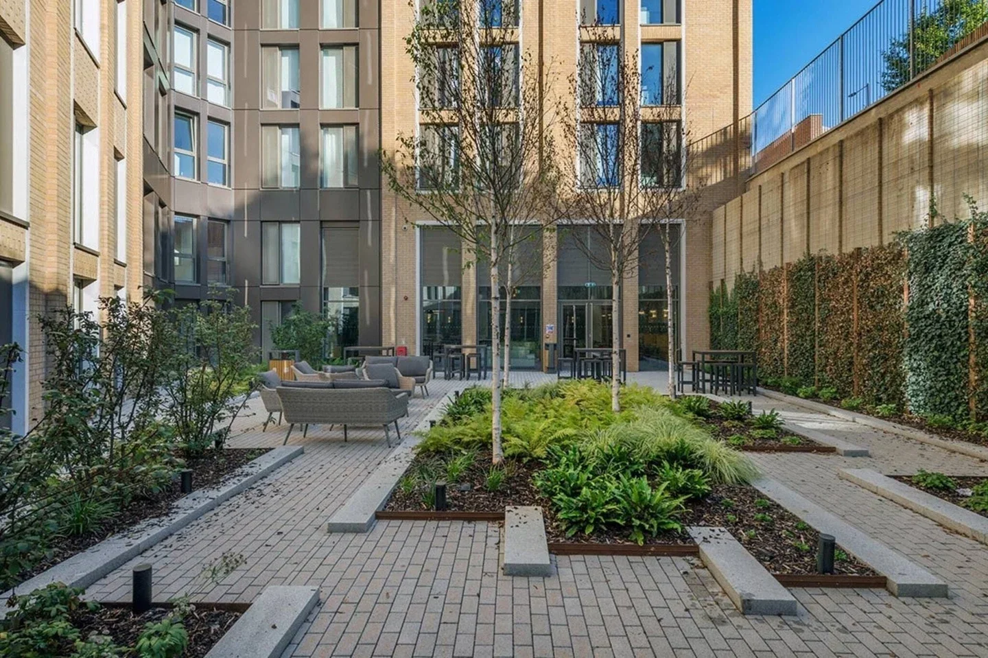 Flat Westway in Greater London