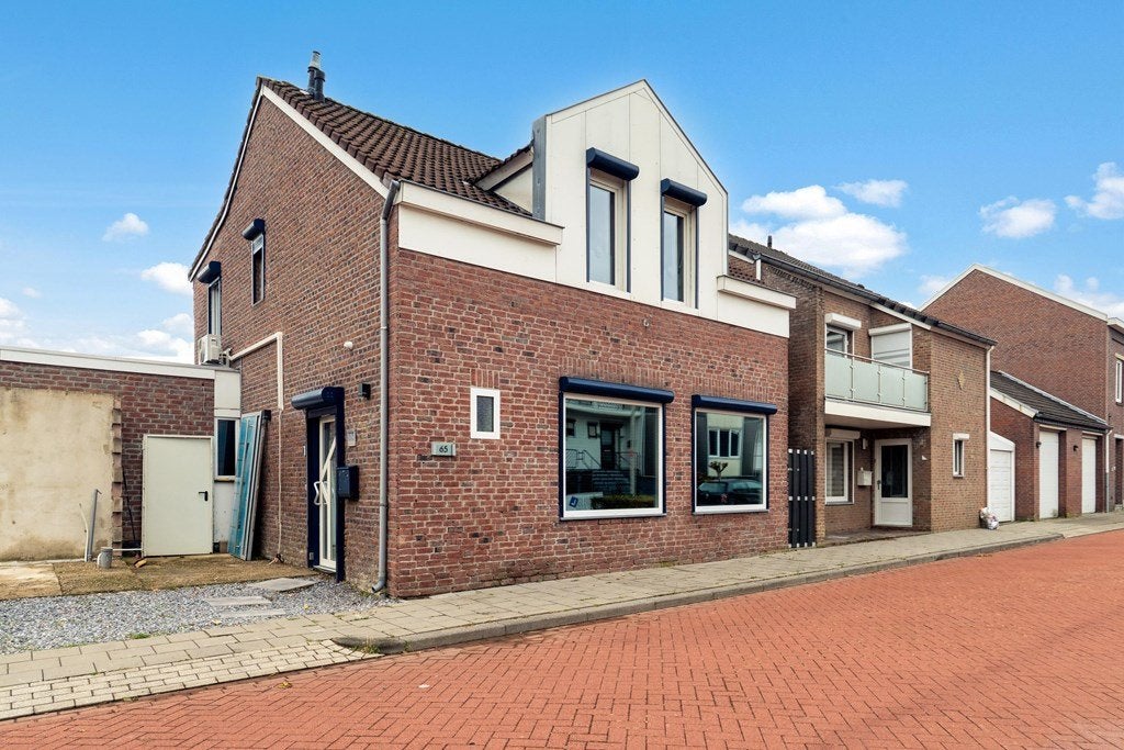 Huis Erensteinerstraat 65 in Kerkrade