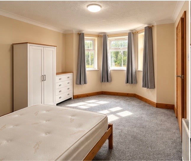 Room Columbia Road in Bournemouth