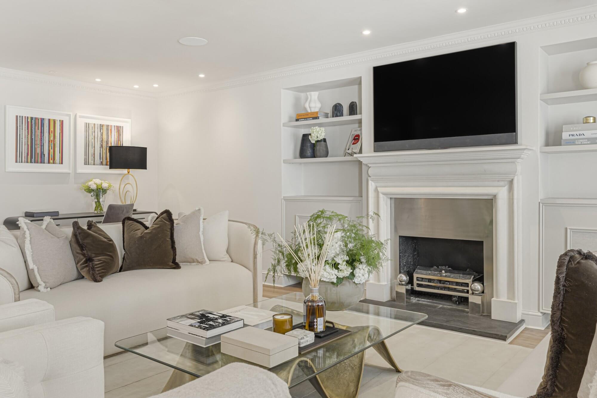 House Cadogan Place in Greater London