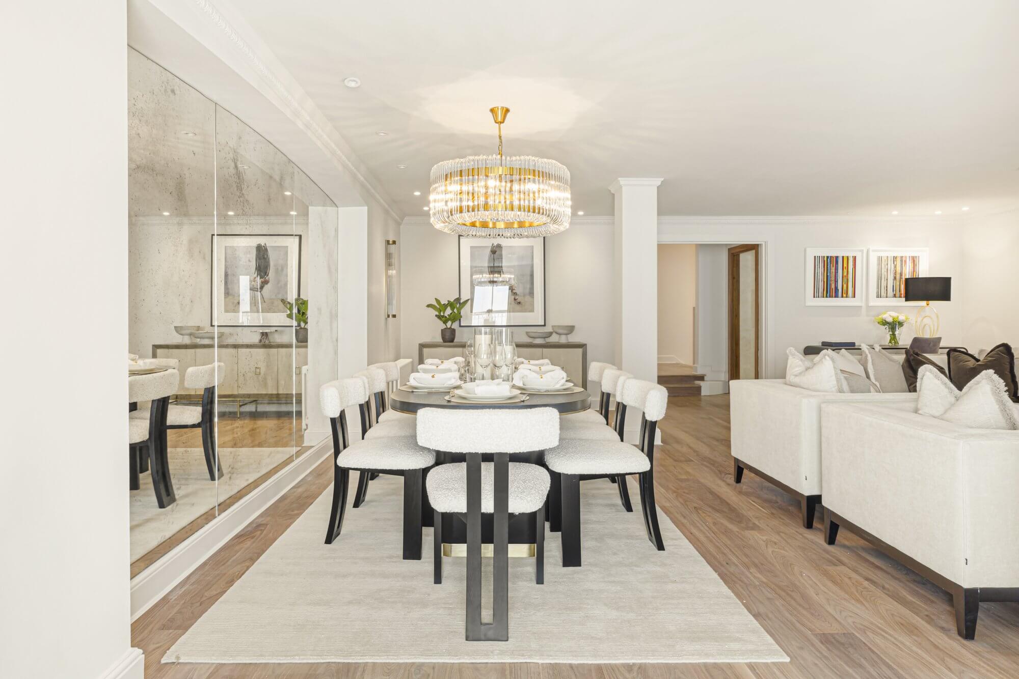 House Cadogan Place in Greater London