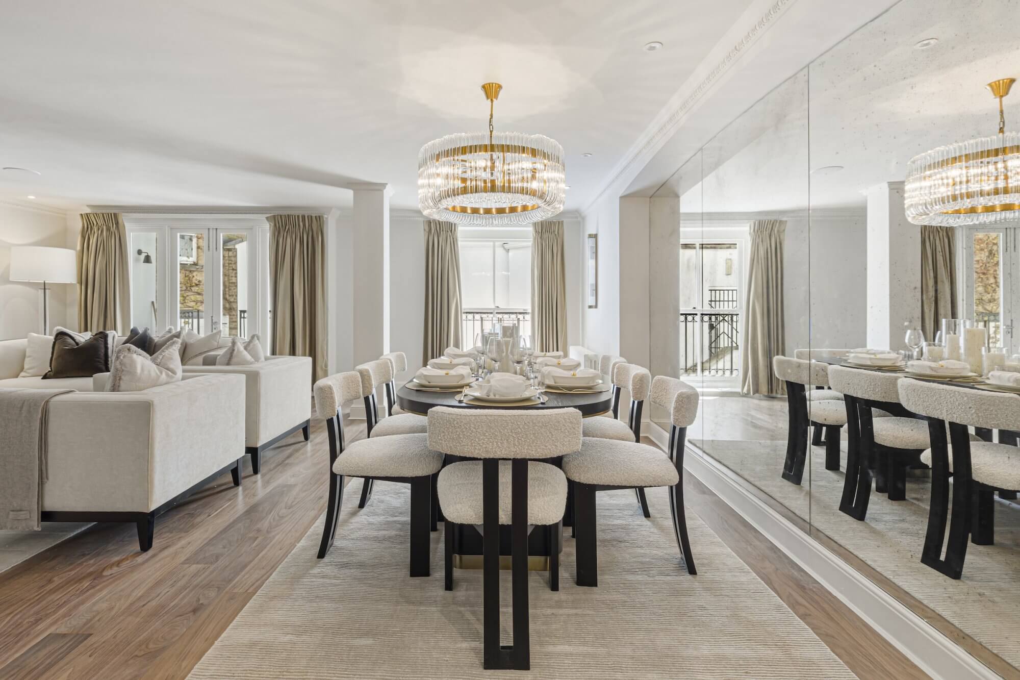 House Cadogan Place in Greater London