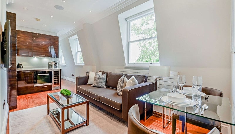 Flat Kensington Gardens Square in City of Westminster