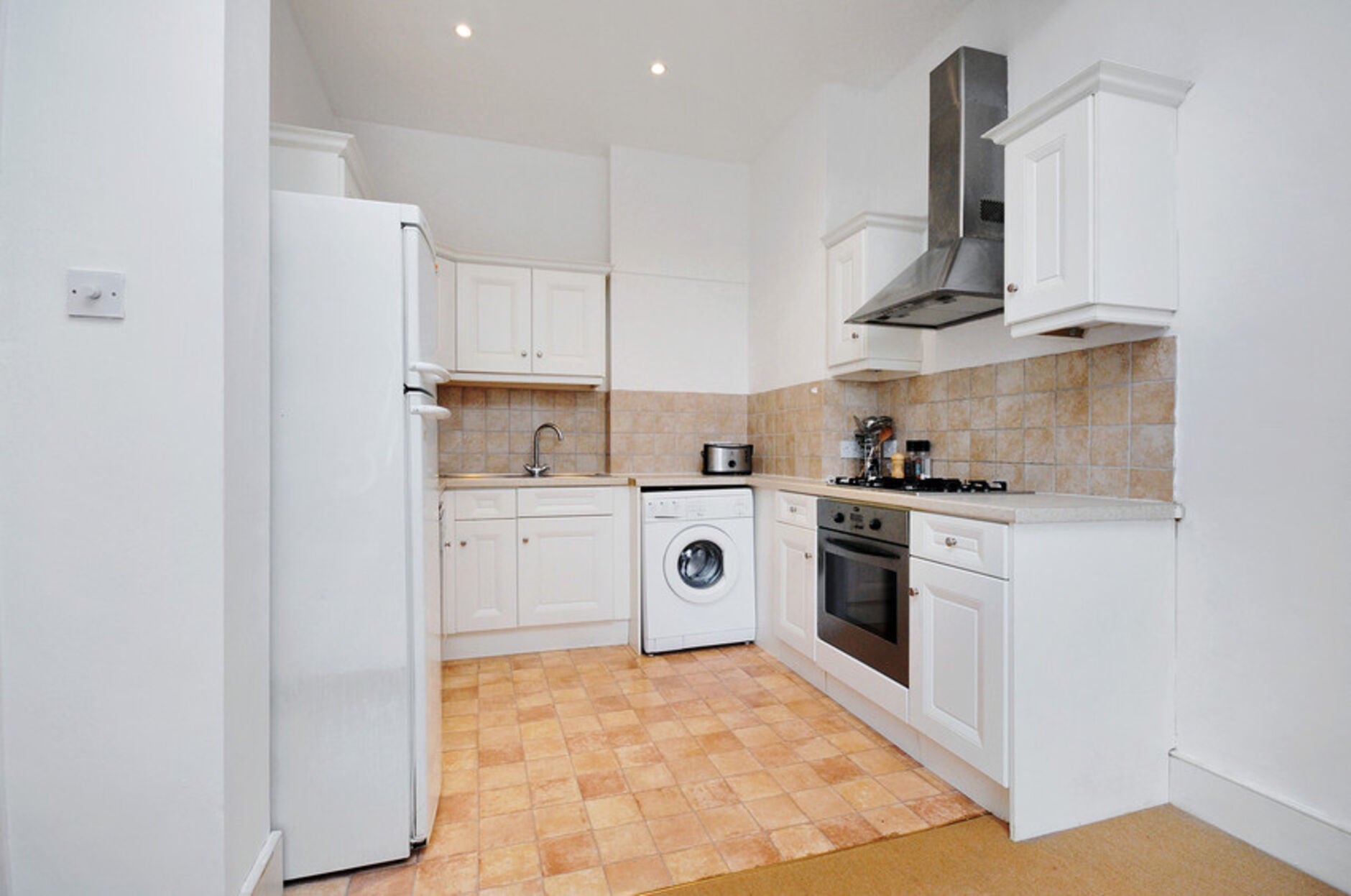 Flat Beauclerc Road in Greater London
