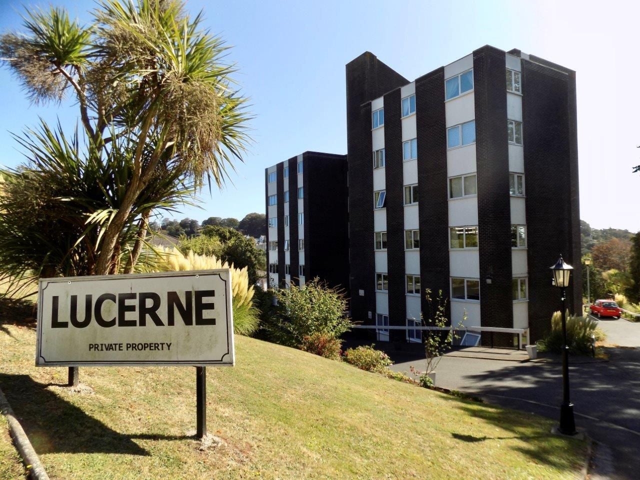 Flat Lower Warberry Road in Torquay