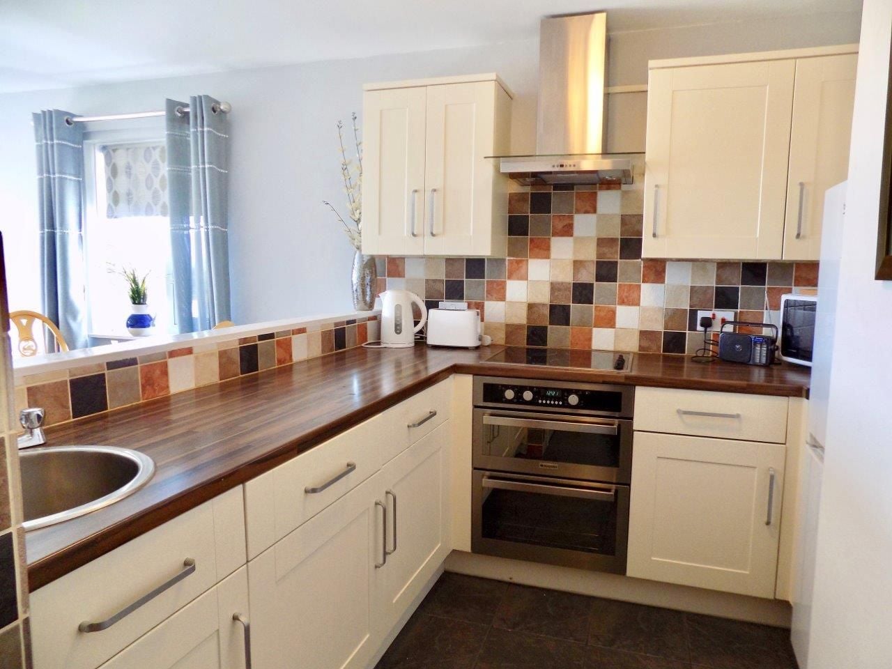 Flat Lower Warberry Road in Torquay