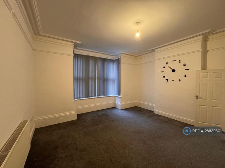 Flat Lawn Road in Doncaster