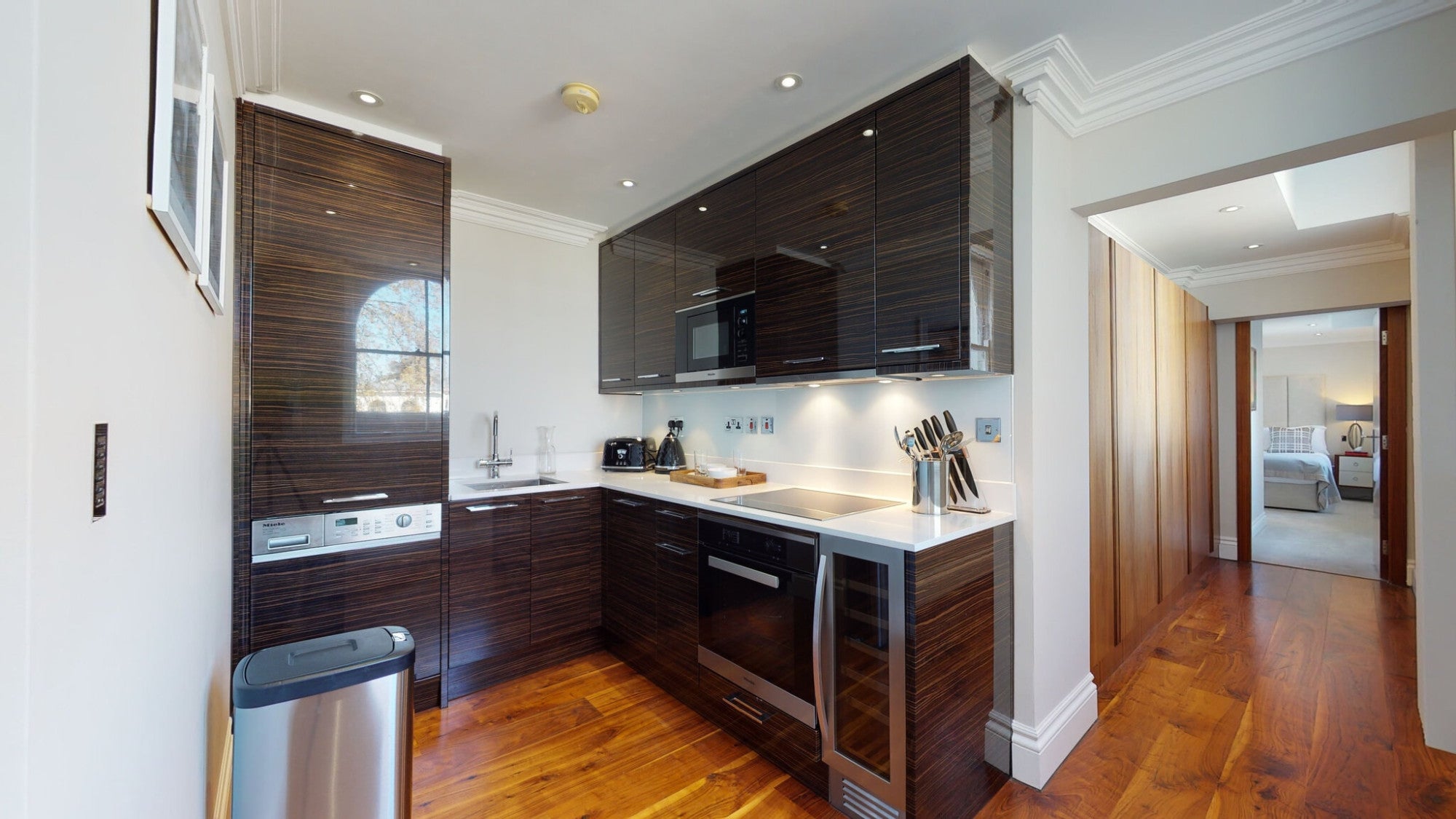 Flat Kensington Gardens Square in City of Westminster