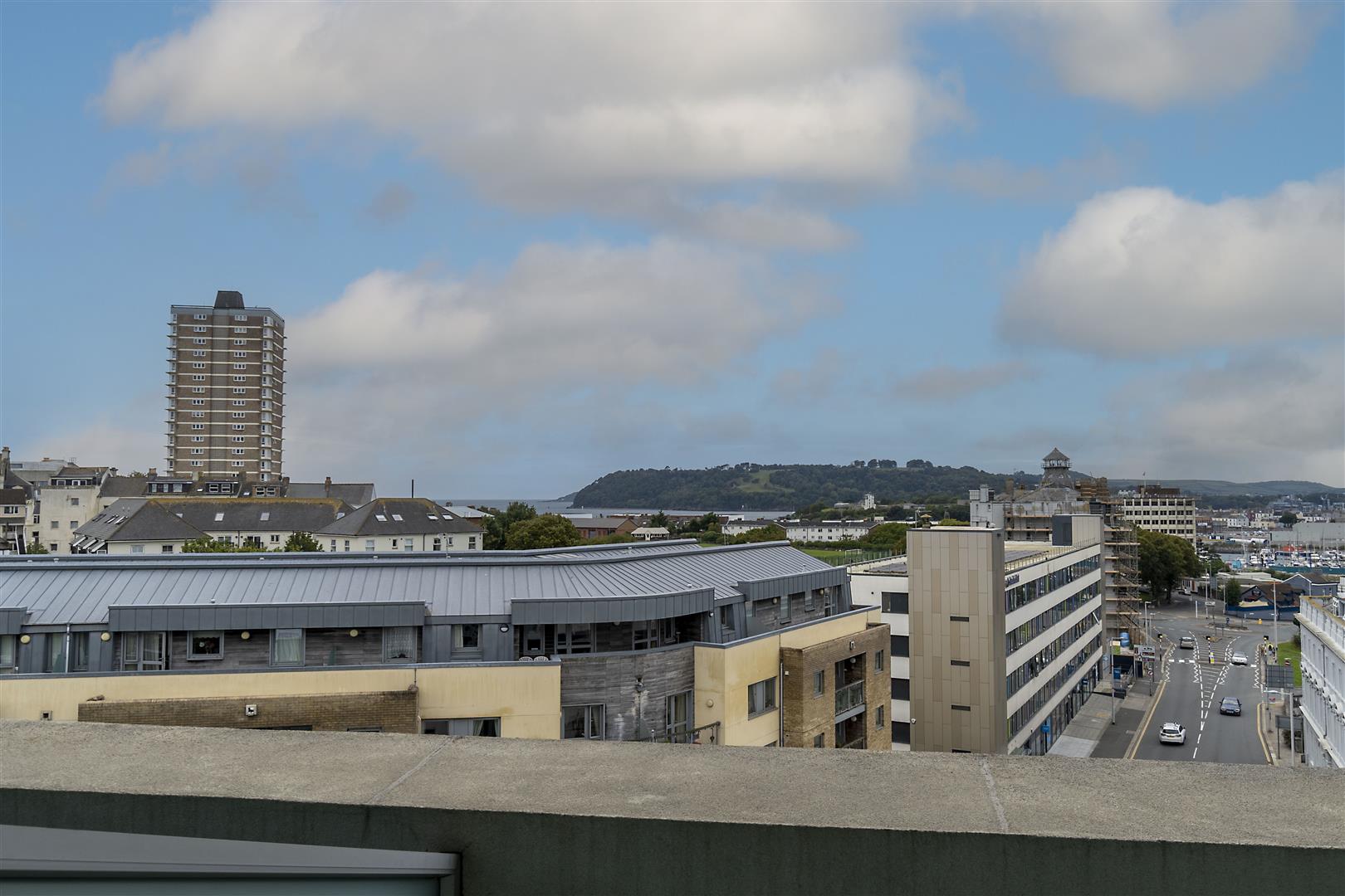 Flat The Crescent in Plymouth