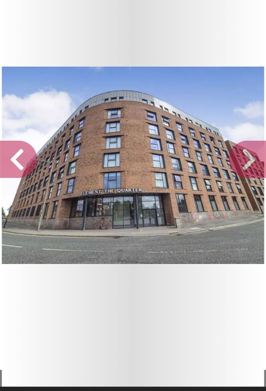 Room Low Hill in Liverpool