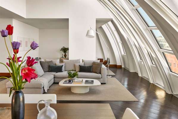 Flat North Audley Street in City of Westminster
