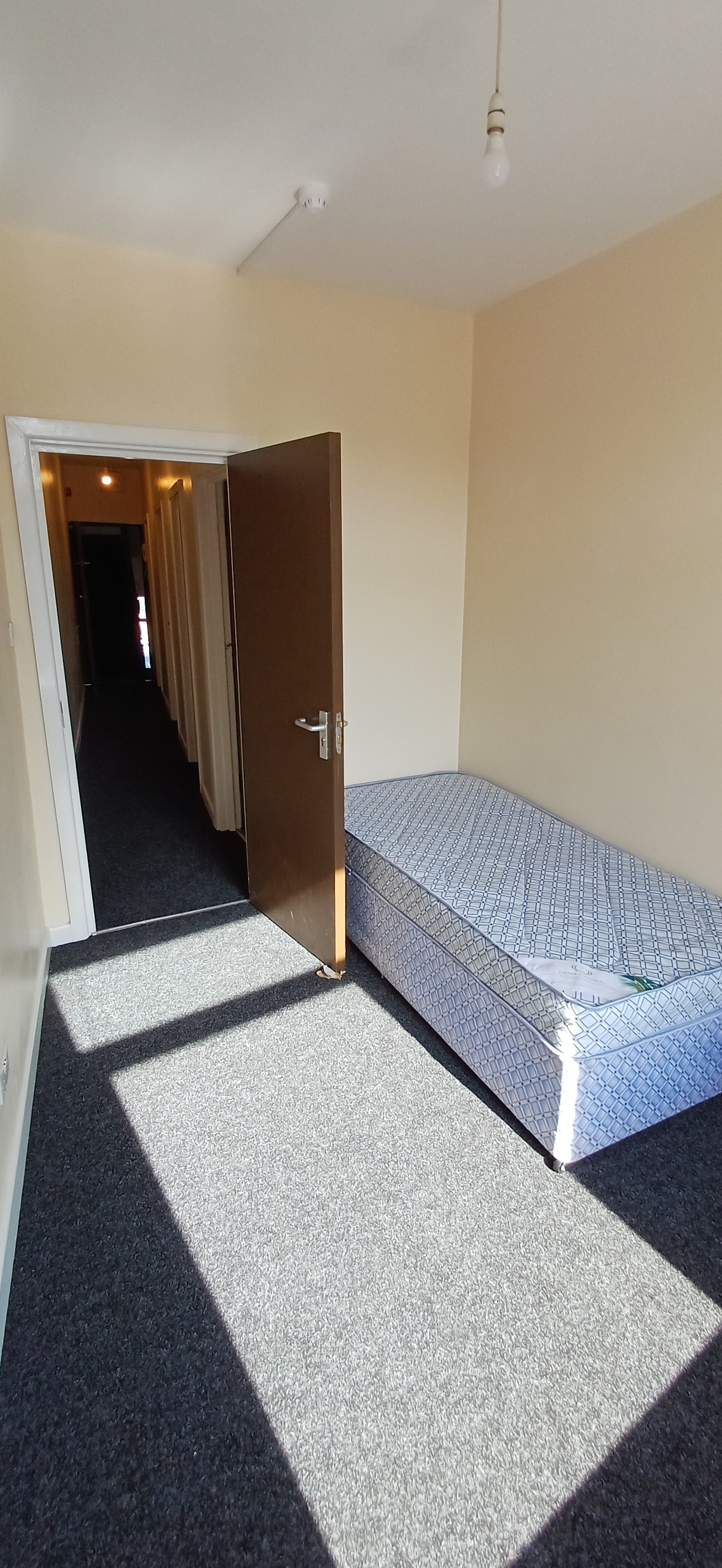 Flat Cowell Street in Llanelli