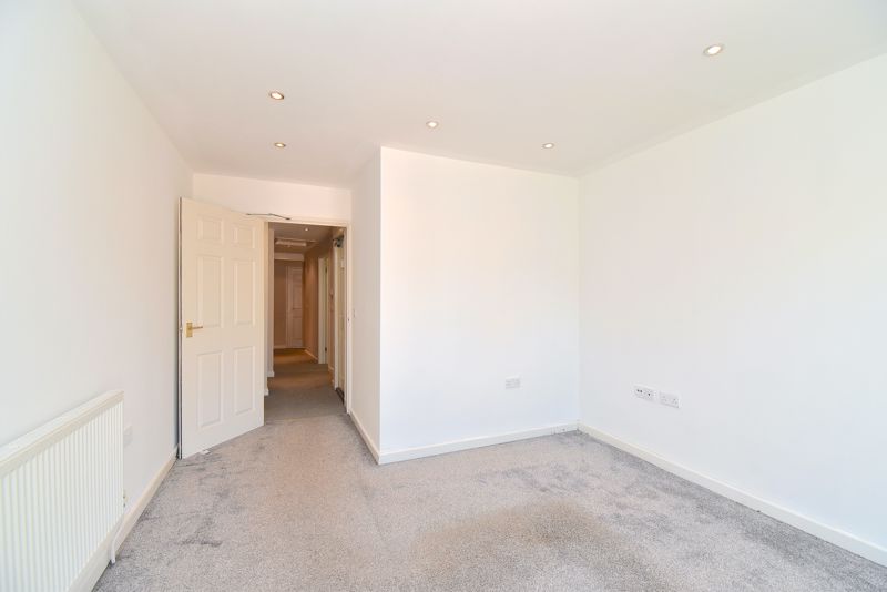 Flat Radstock Court in Abergavenny