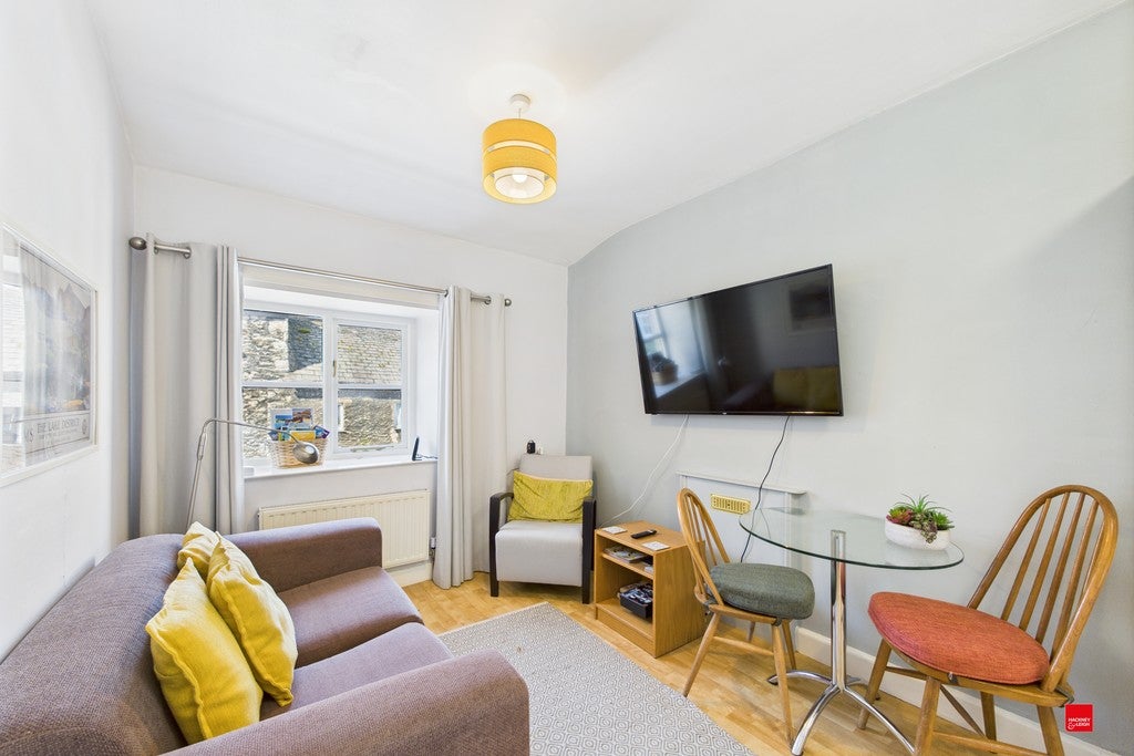 Flat Stramongate in Kendal