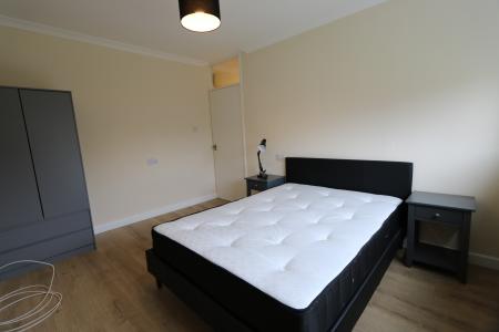 Flat Upper Holly Walk in Royal Leamington Spa
