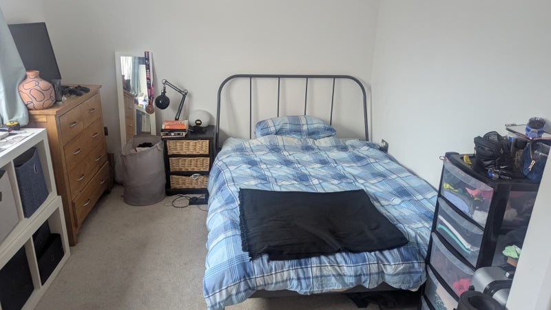 Room Sternhall Lane in Greater London