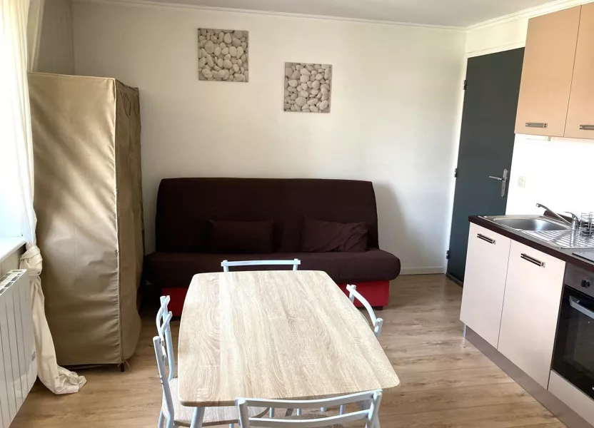 Room Rue Victor Hugo in Périgueux