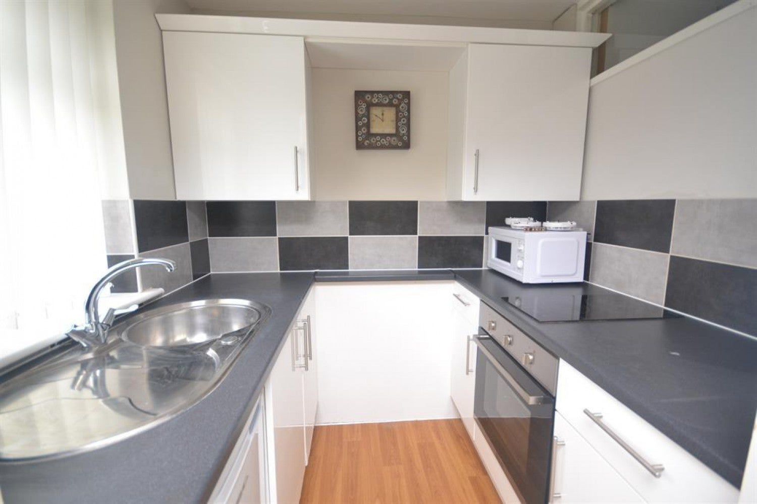 Flat Hartsbourne Road in Reading