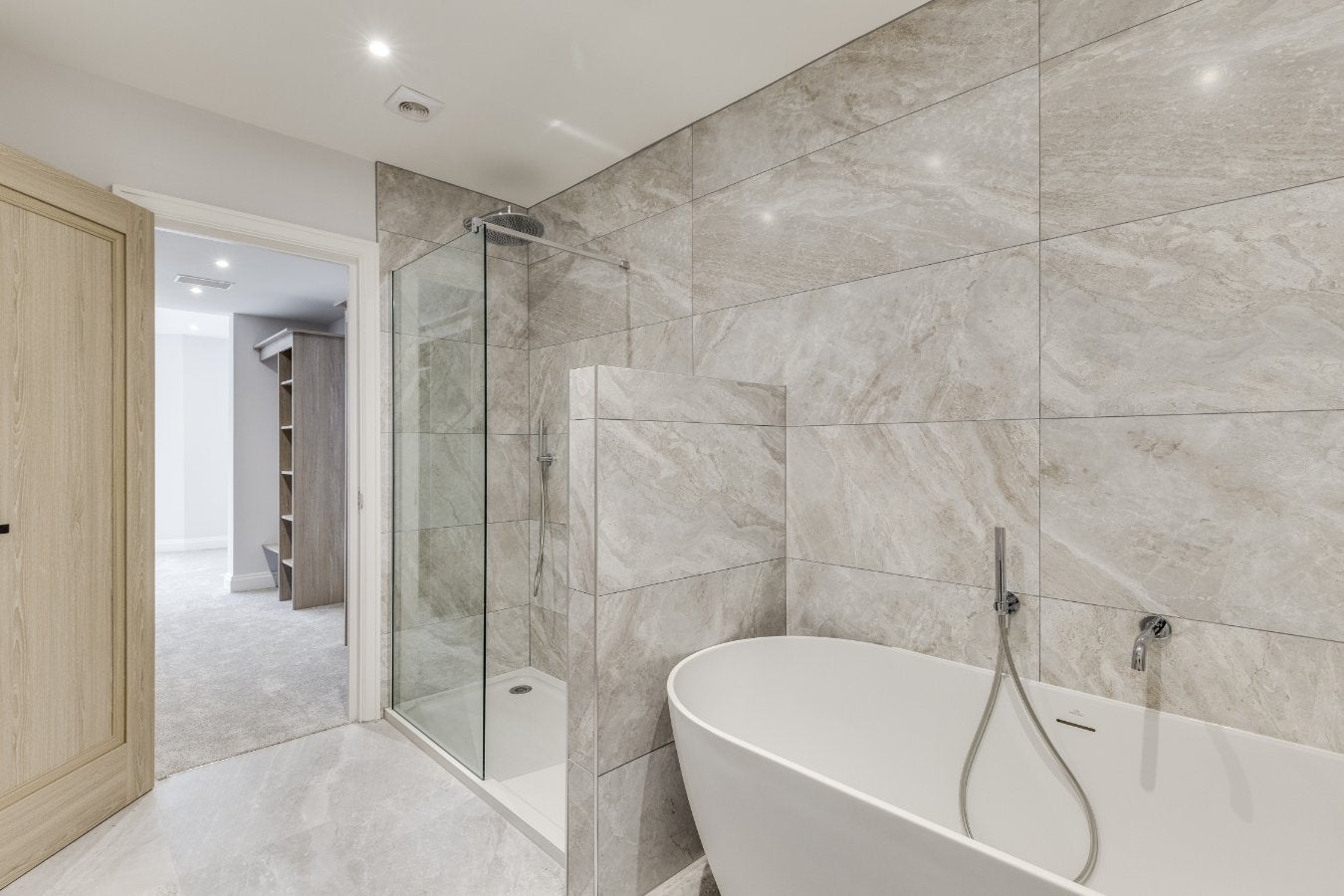 Flat Aldwickbury Crescent in Harpenden