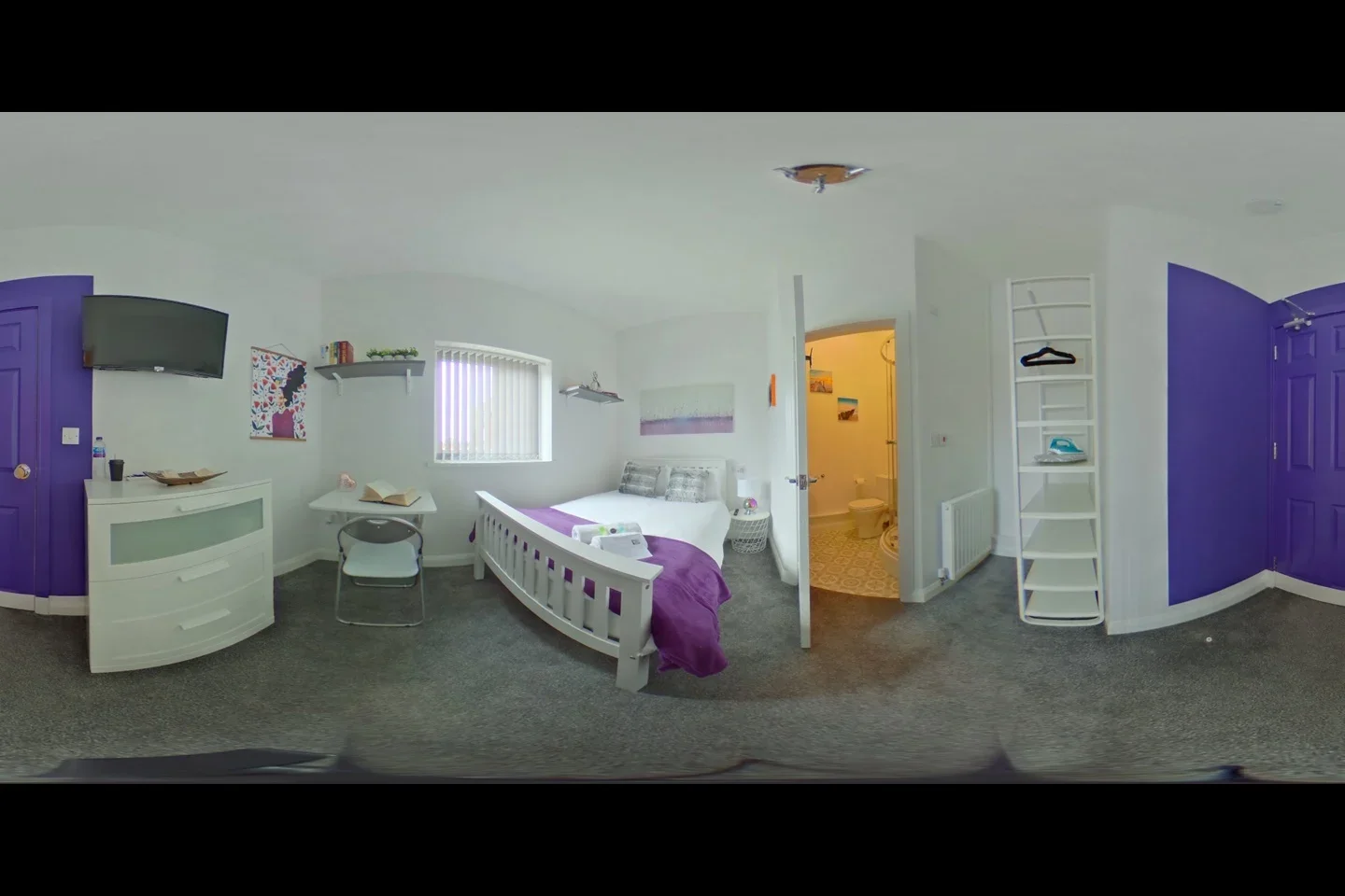 Room West Street in Crewe