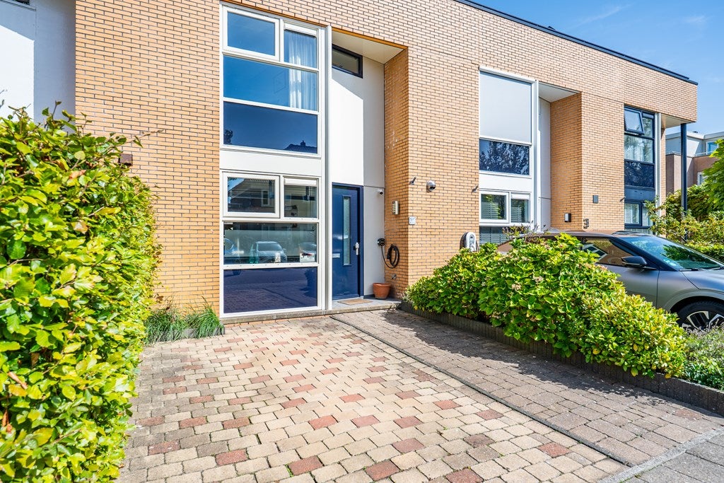 Tussenwoning te koop: Bremstraat 5, Lisserbroek