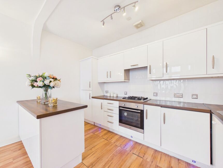Flat The Durlocks in Folkestone and Hythe District