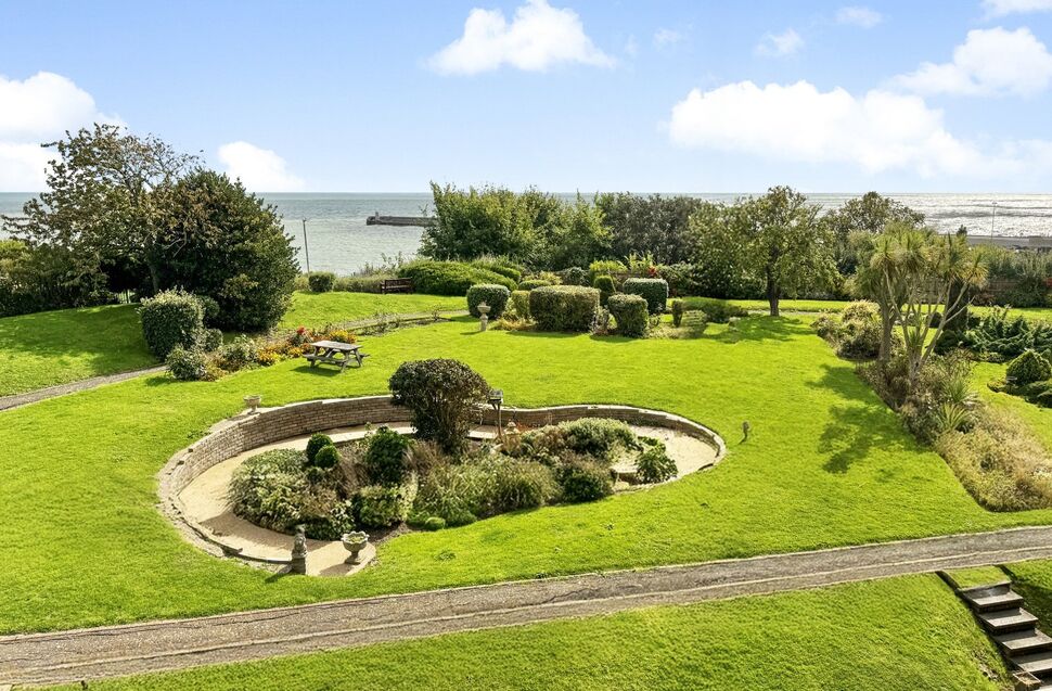 Flat The Durlocks in Folkestone and Hythe District