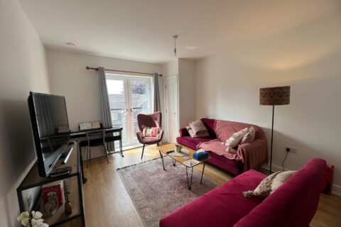 Flat Rooksdown Avenue in Basingstoke and Deane