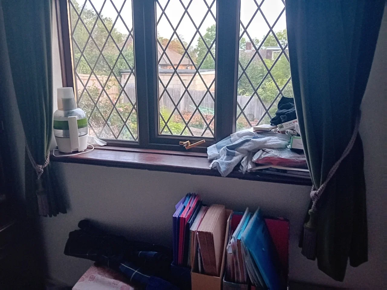 Room Langmead Drive in Hertsmere