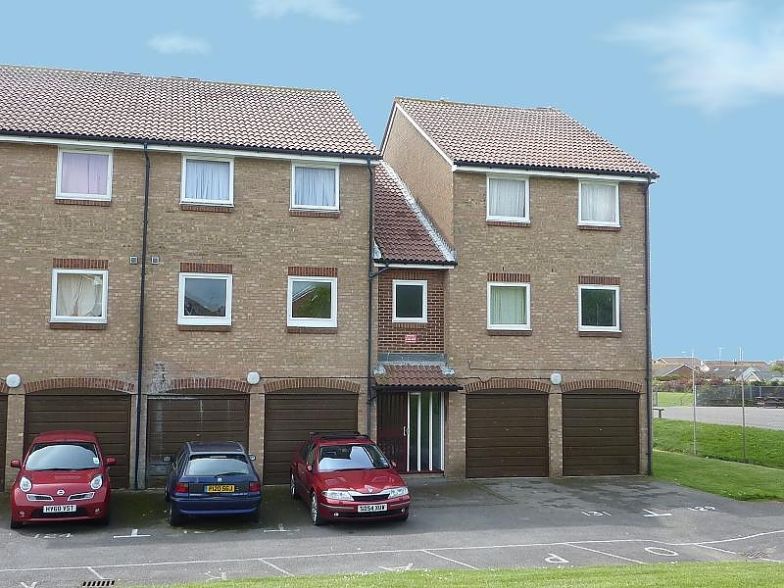 Flat Lake Drive in Peacehaven